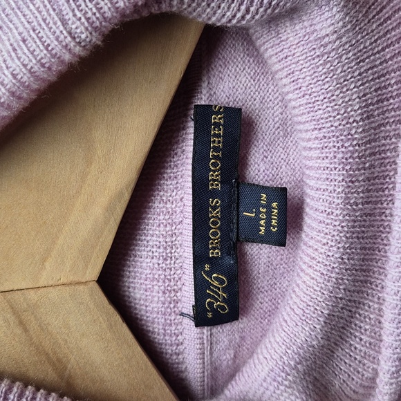 346 Brooks Brothers Size L Lavendar Turtleneck Sweater - Picture 2 of 5